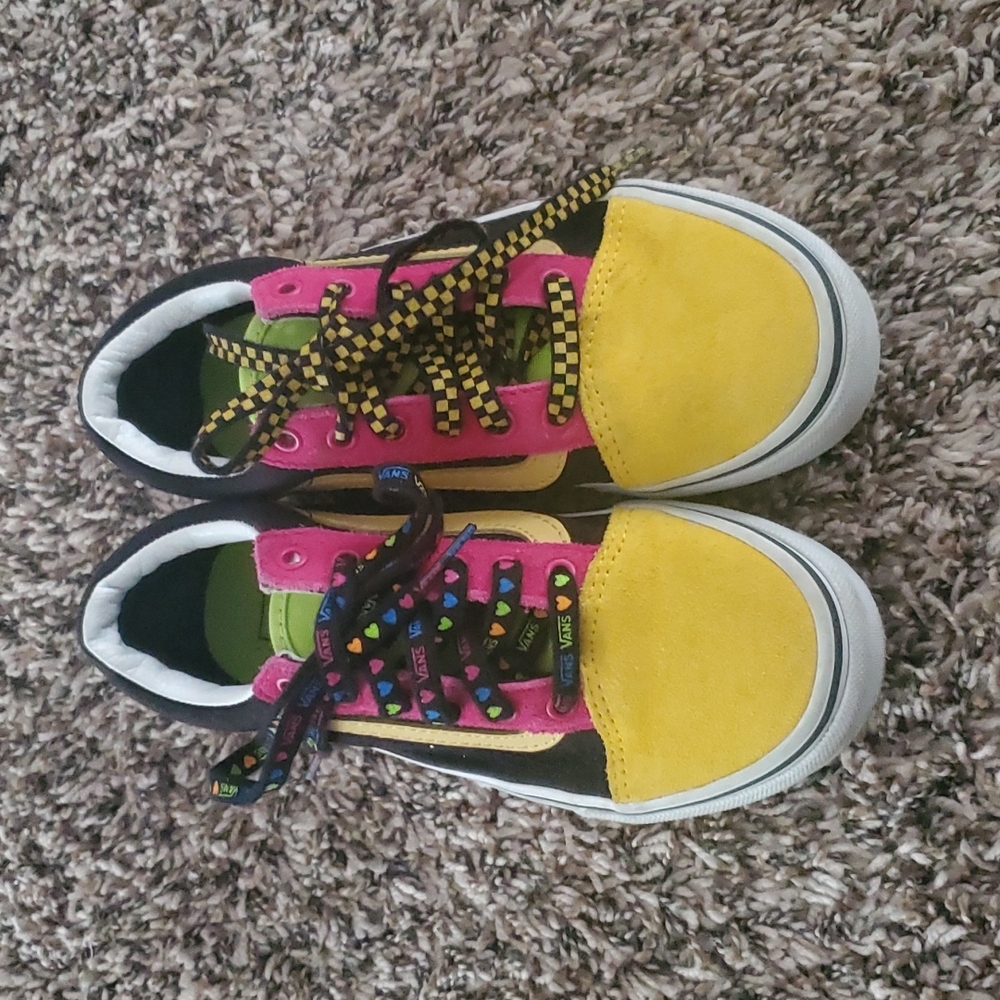 Little Big girl Vans shoes